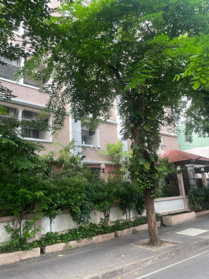 Viriyapon Apartamento Banguecoque Exterior foto